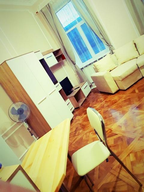 Apartment In The City Center Ιβανό-Φρανκίβσκ Εξωτερικό φωτογραφία